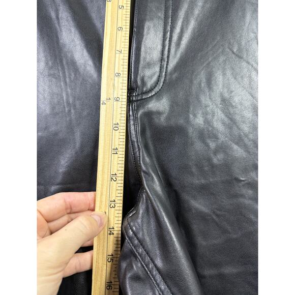 NWT Abercrombie & Fitch Vegan Leather Pants Straight Leg Black Size 18 / 34" - Picture 9 of 14